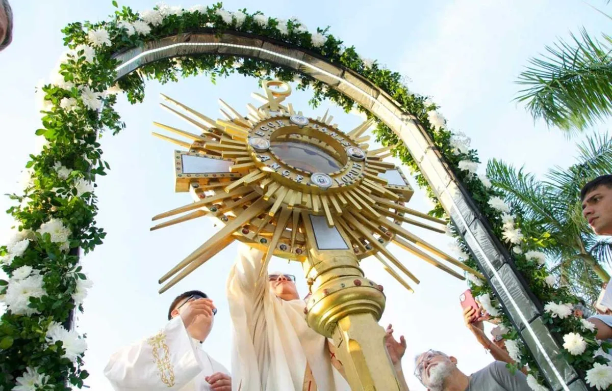 Celebración de Corpus Christi en Posadas