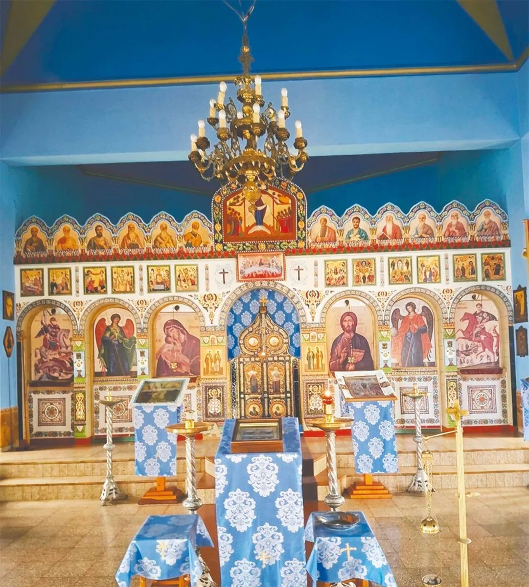 Tres Capones. Iglesia Ortodoxa del Manto Protector de la Virgen,