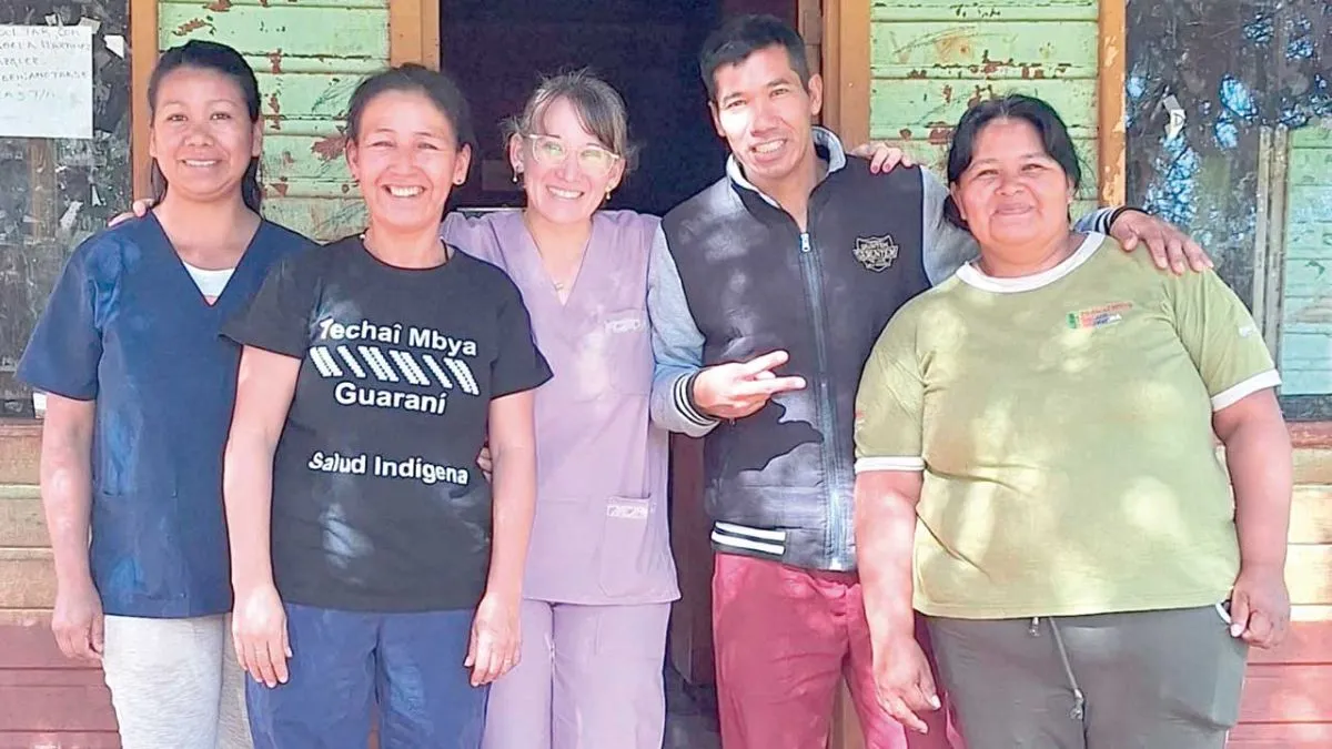 Médica rural, Ángela Martínez