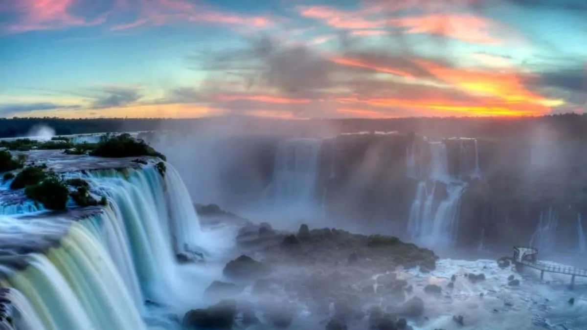 Turismo. Cataratas del Iguazú