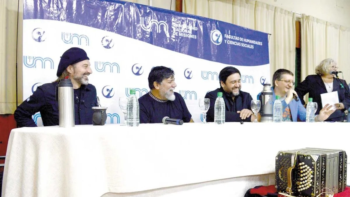Facultad de Humanidades. Spasiuk, Schuap, Garrido y Bondar