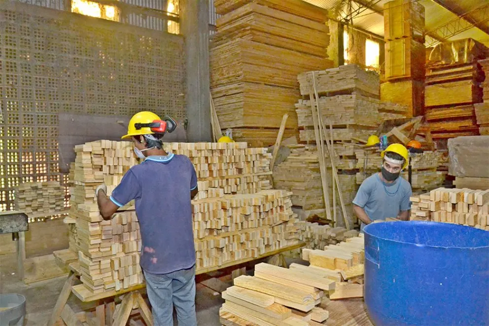 Faima instó a los candidatos a impulsar las obras en madera