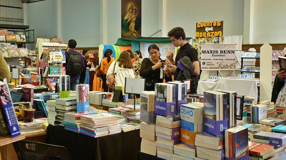 Feria Provincial del Libro: diez obras de autores misioneros salen a escena