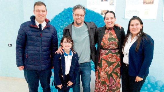 Una pareja brasileña eligió Irigoyen para educar a su hija