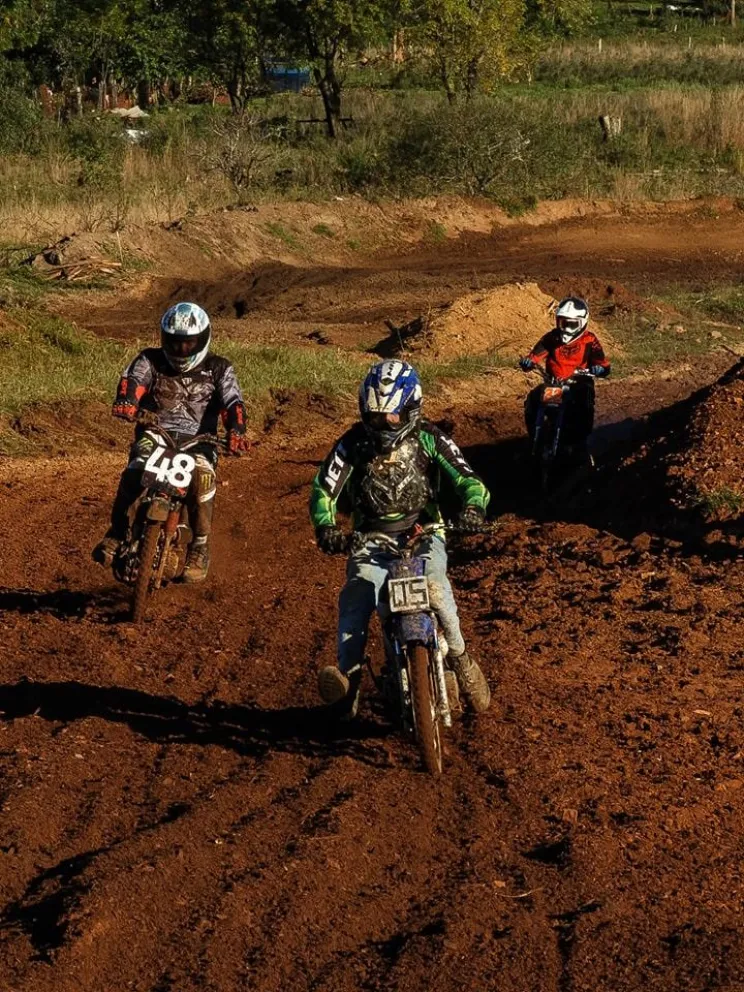 El campeonato Misionero de Motocross de Misiones correrá en Dos Arroyos