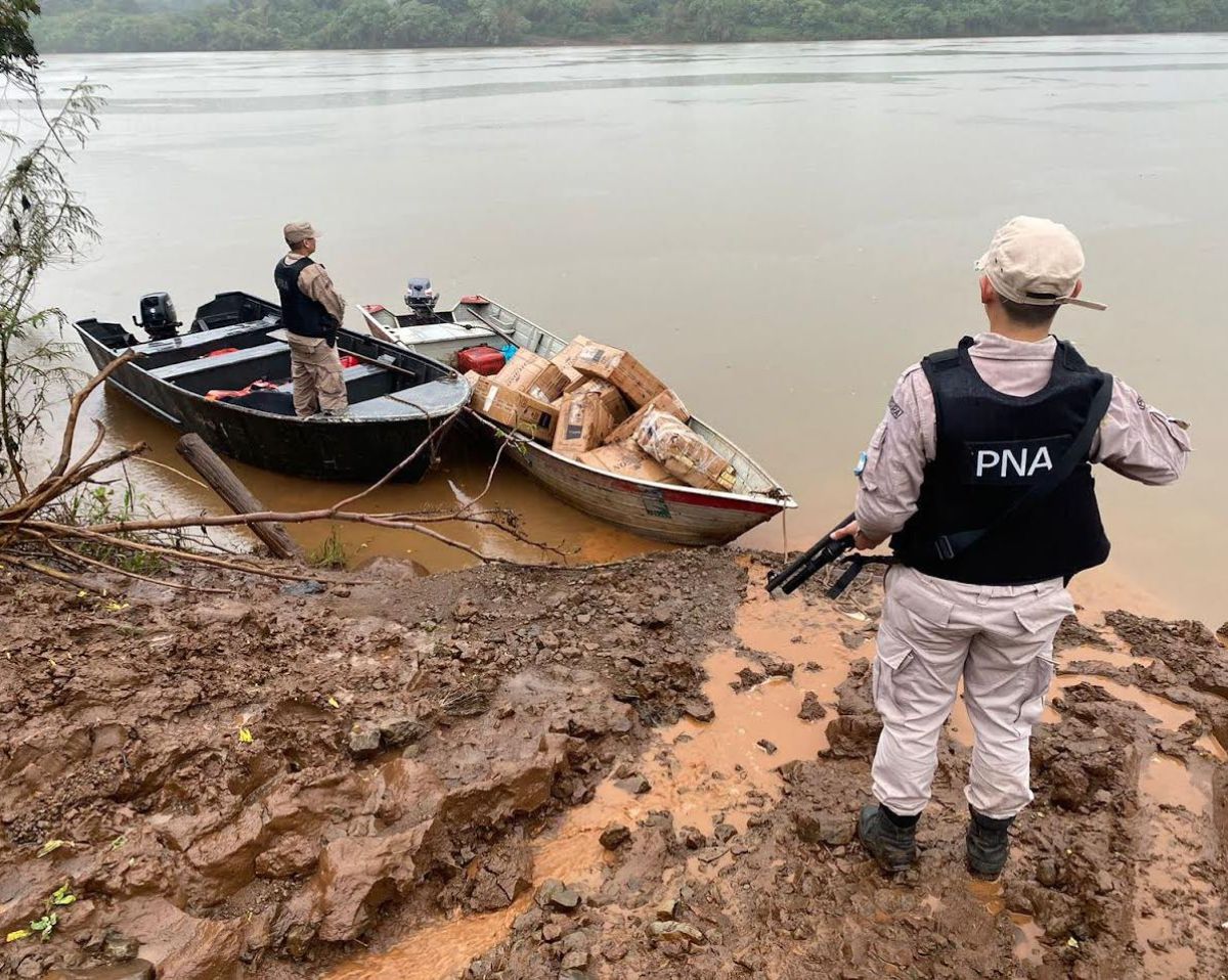 El Soberbio: Prefectura incautó un cargamento de cigarrillos ilegales