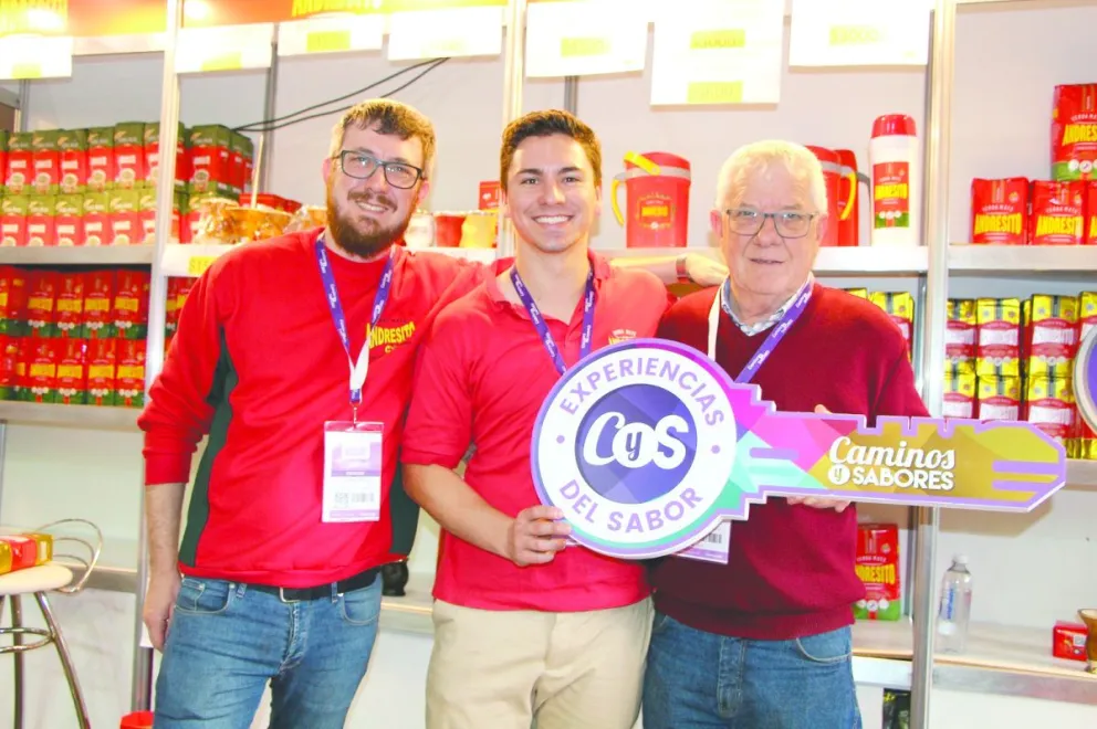 Cooperativa misionera entre las mejores yerbas con palo del país