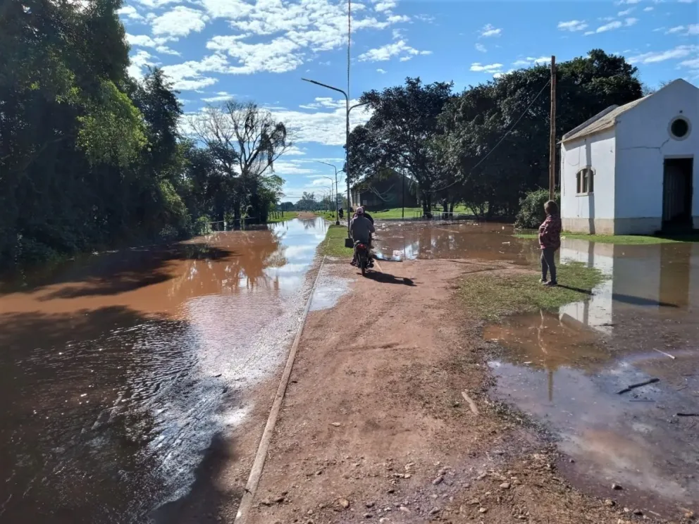 El río Uruguay continúa subiendo en Santo Tomé, en San Borja hay evacuados
