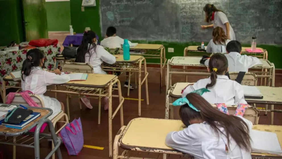 Con el plan de alfabetización en marcha, el año 2023 culmina con 14% más de estudiantes en las aulas