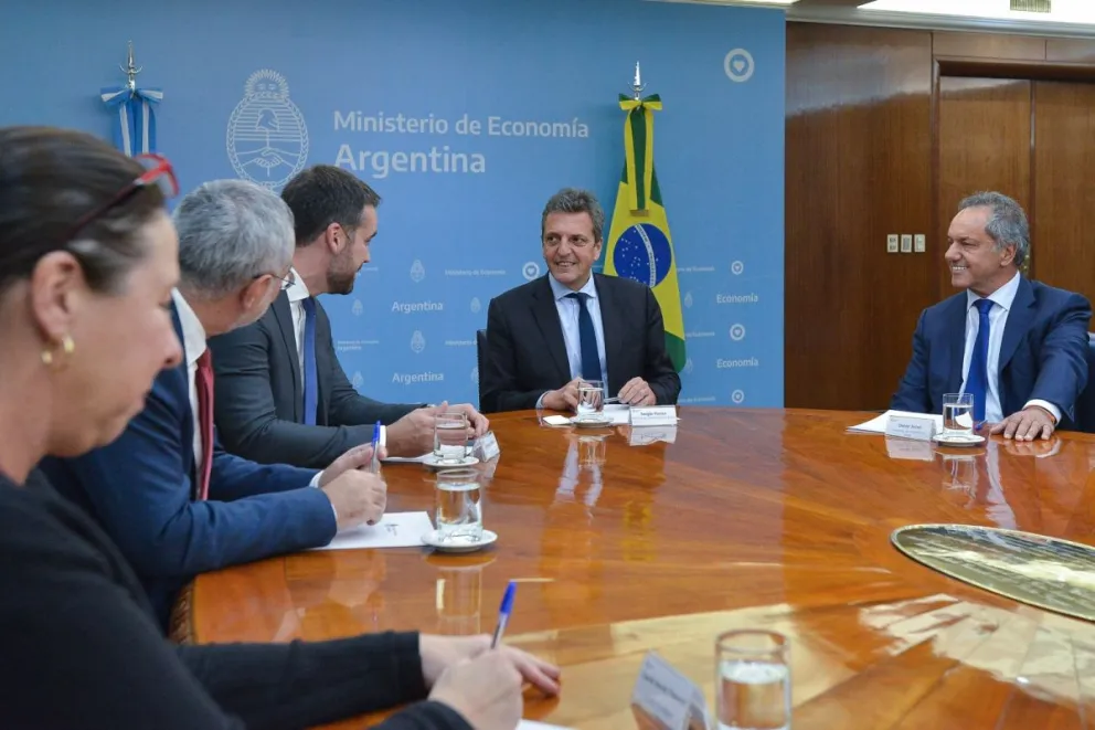 Massa dialogó con el gobernador de Rio Grande do Sul sobre integración comercial