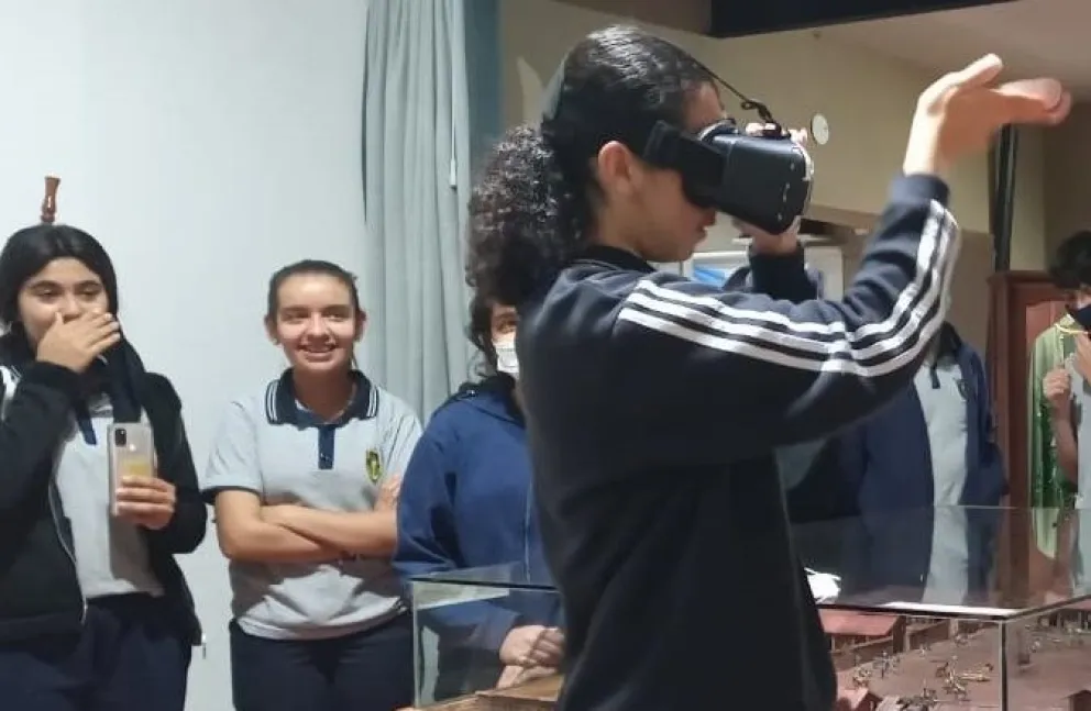 Con realidad virtual diseñó un recorrido virtual por la Batalla de Apóstoles