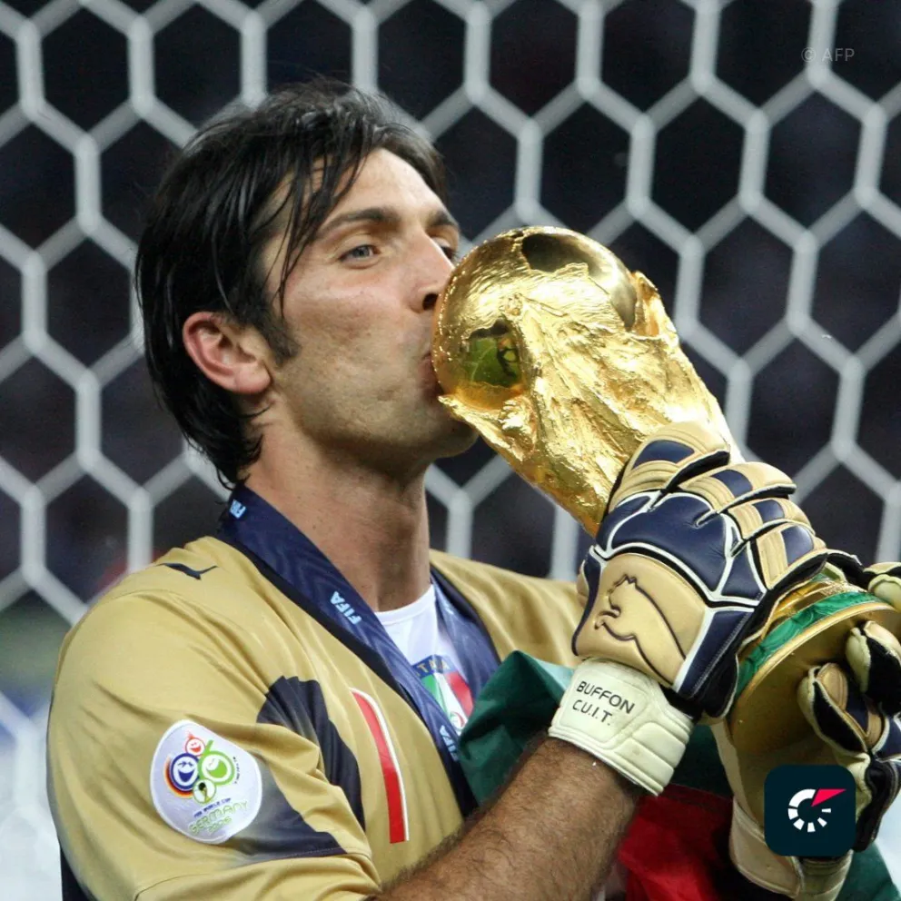 En 2006 el arquero italiano conquistó la Copa del Mundo junto a Italia. //Foto: Twitter.
