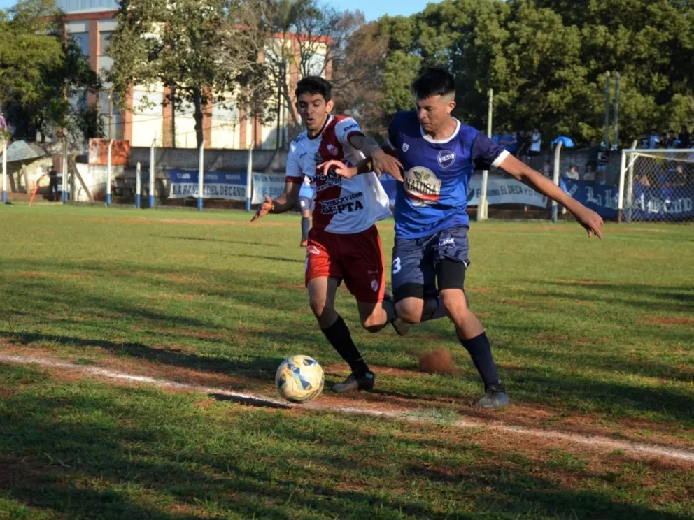 Atlético Oberá y Nacional son los primeros semifinalistas del Provincial