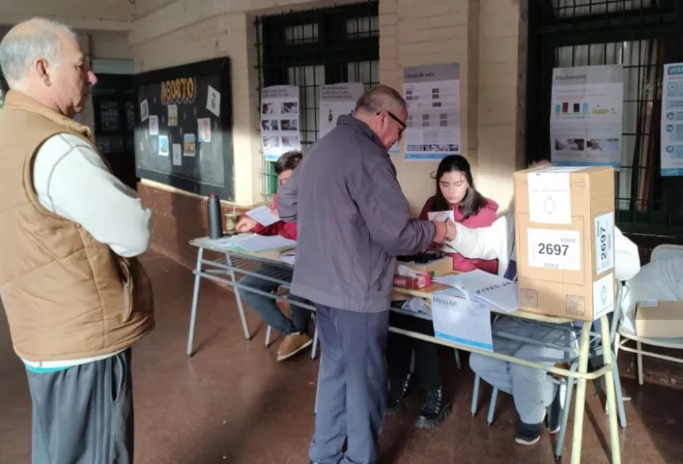 Los centros de votación cerraron con una participación del 66% pero queda gente por votar
