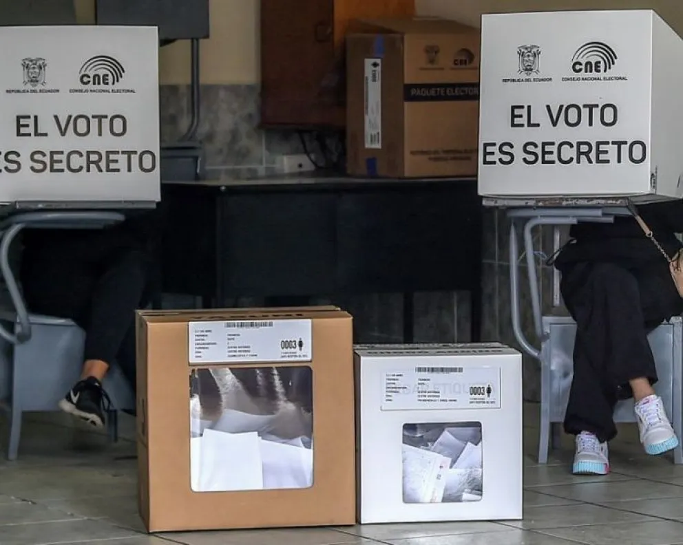 La Presidencia de Ecuador se definirá en un balotaje en medio de tensiones, violencia e incertidumbre