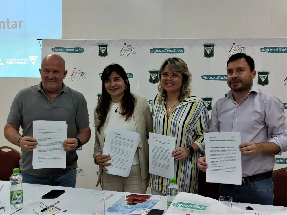 Las ciudades de Trelew y Puerto Iguazú se unieron para impulsar el turismo