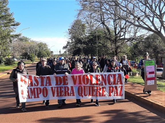 Campo Viera marchó reclamando seguridad y en repudio de los episodios violentos