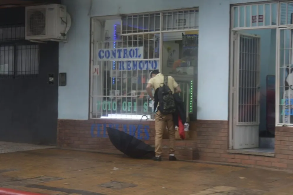 Rige alerta por tormentas fuertes y probable caída de granizo
