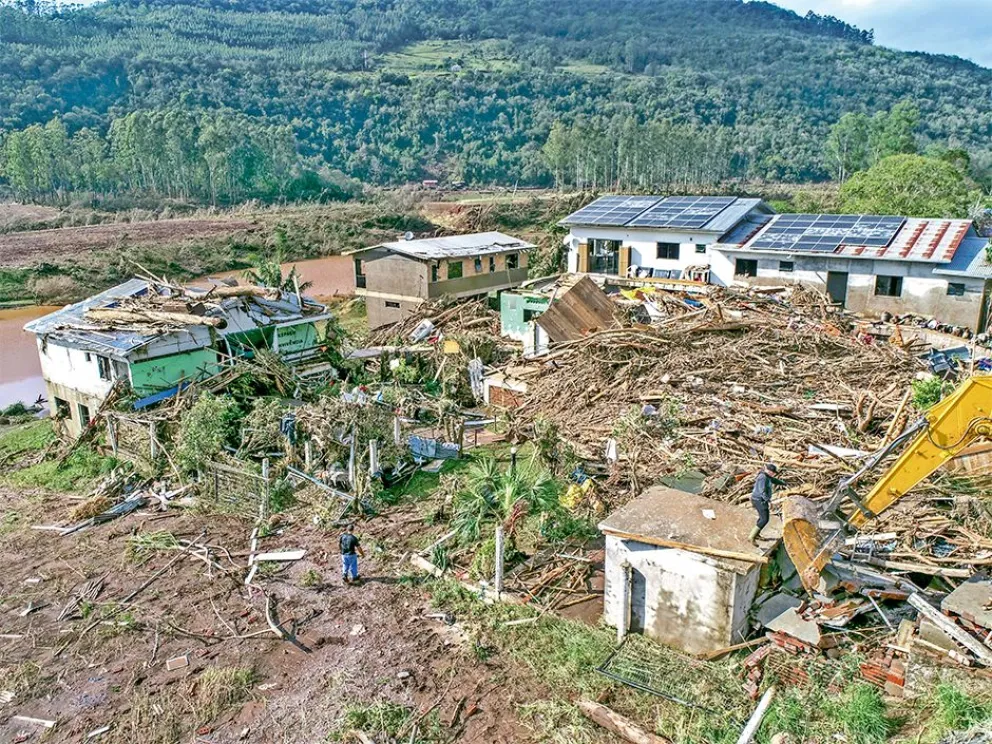 Ya suman 31 las víctimas en Brasil por el paso del ciclón | EL TERRITORIO  noticias de Misiones