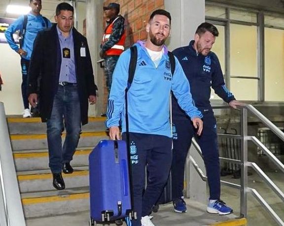La Selección argentina y Messi ya están en La Paz para enfrentar a Bolivia