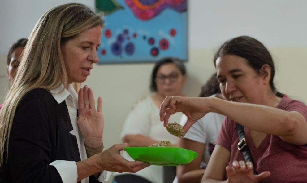 Iguazú: tras consultas sobre nutrición, el Taller de Cocina Doña Tata dictó una clase saludable