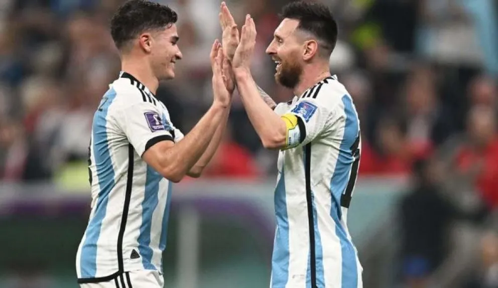 Messi y Julián Álvarez nominados para el premio The Best