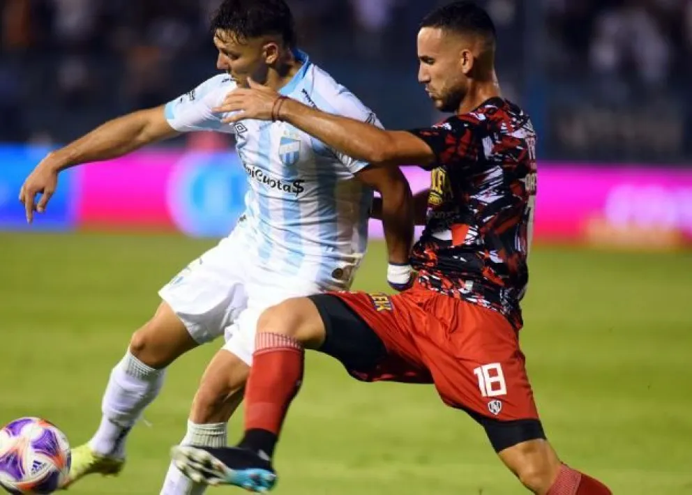 Atlético Tucumán recibe a Barracas Central, con la mira en la Sudamericana