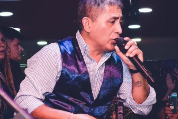 Multitudinario último adiós al músico "Huguito" Flores en Santiago del Estero