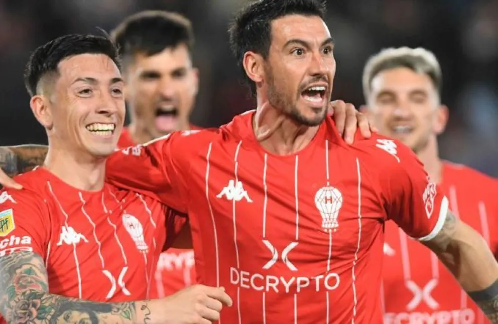 Huracán y Vélez, un encuentro a todo o nada por el descenso