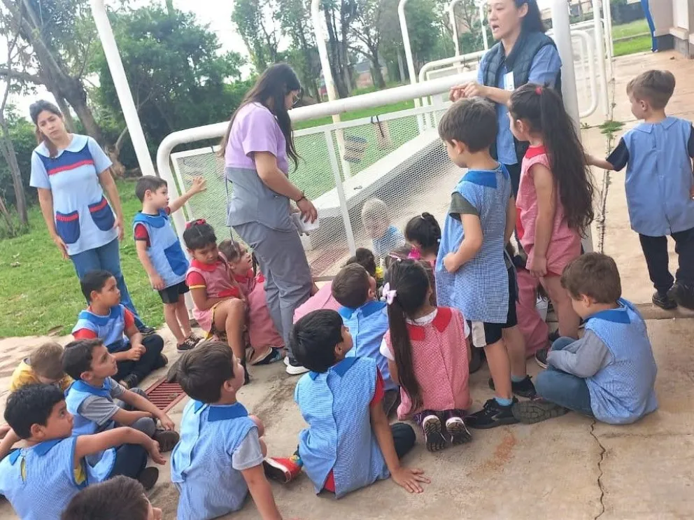 En Oberá, niños de nivel inicial aprendieron jugando sobre el mosquito transmisor de enfermedades