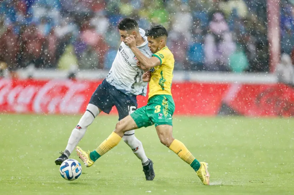 Copa Sudamericana: Defensa perdió por goleada en Quito en la ida de las semifinales 