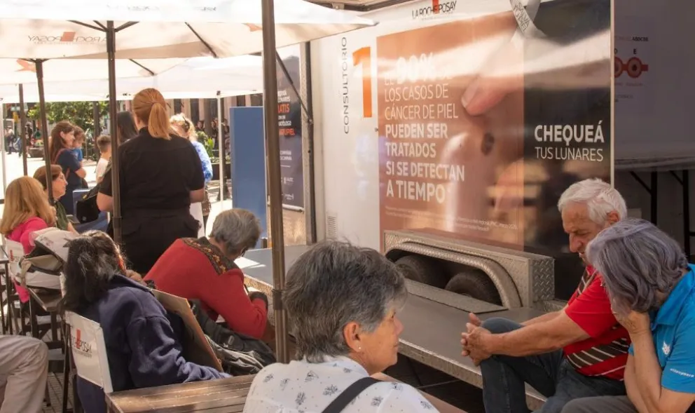 Cáncer de piel: largas filas para testearse en Posadas 
