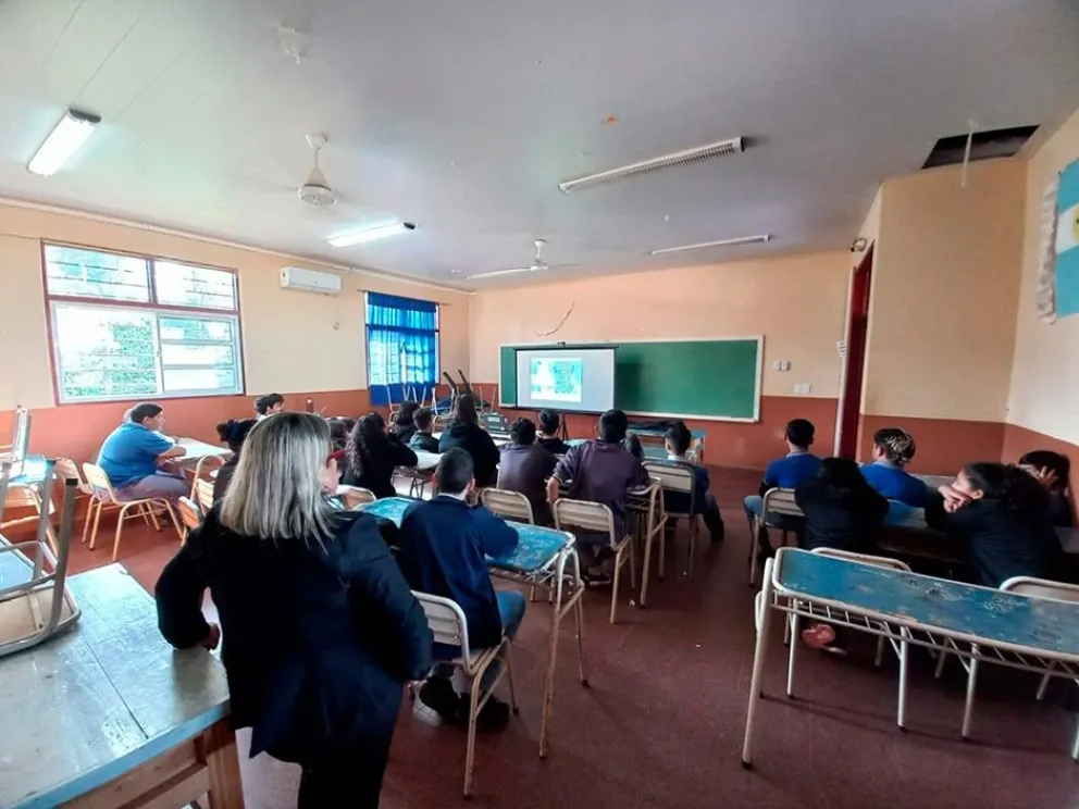 Advierten que por juegos de azar, más chicos van  a la escuela desvelados