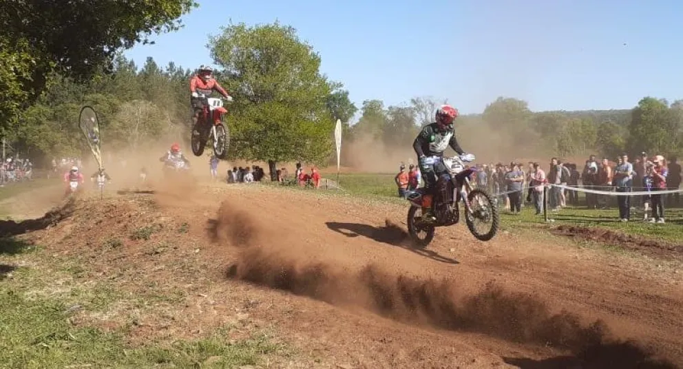 Arroyo del Medio vivió otra fiesta con el Súper Enduro Cross Misionero