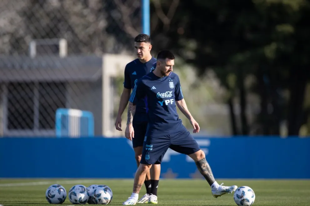 La Selección Argentina arrancó su preparación para jugar con Paraguay y Perú
