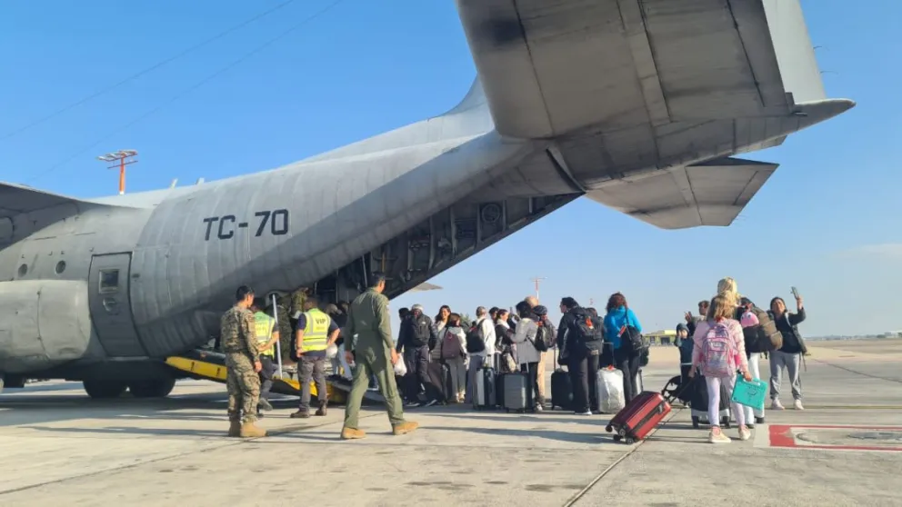 El operativo "Regreso Seguro" concretó el primer rescate de argentinos de Israel