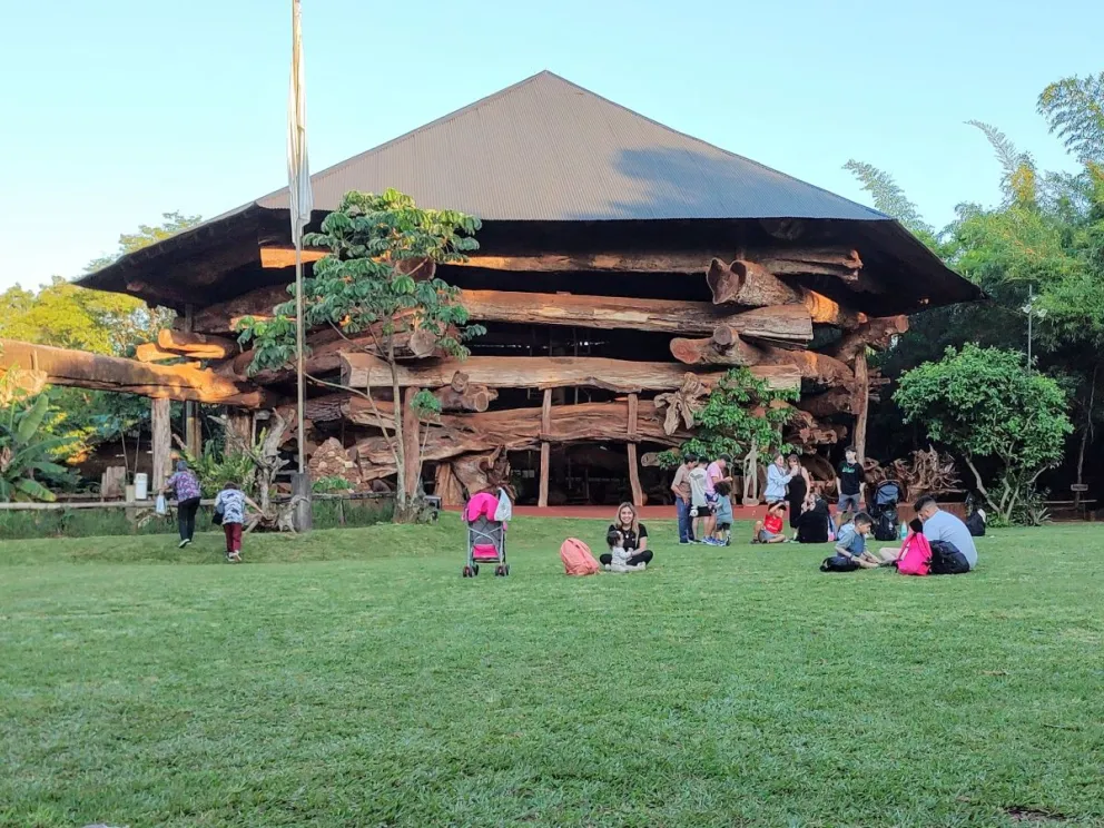 Iguazú expone sus propuestas para disfrutar de este fin de semana largo