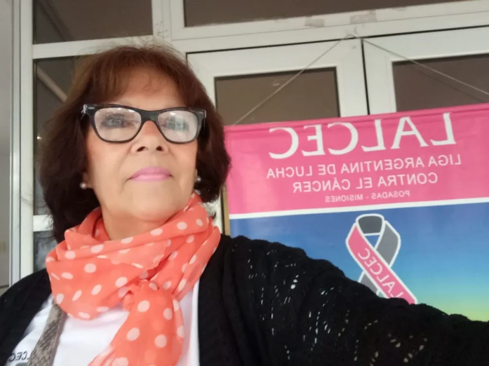 Tuvo cáncer de mama, se curó y ahora ayuda a personas en tratamiento  