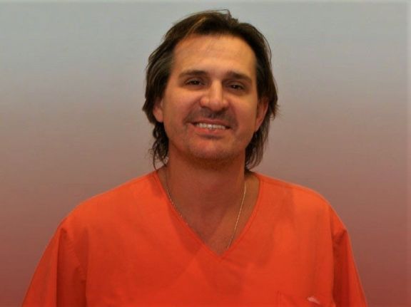  Por la muerte de un paciente, ordenaron la detención del misionero Aníbal Lotocki 