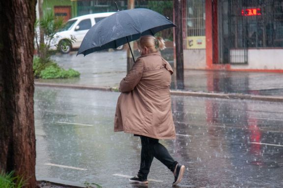 En Misiones continúa el alerta meteorológica por fuertes tormentas 