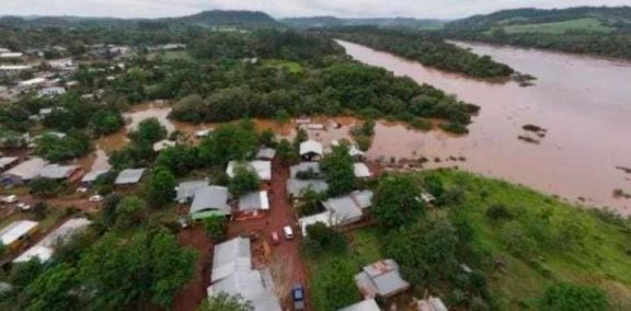 San Javier: ascienden a 40 las familias evacuadas