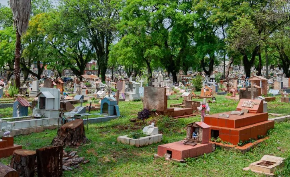 Registran morosidad de hasta un 40% en el cementerio de Posadas
