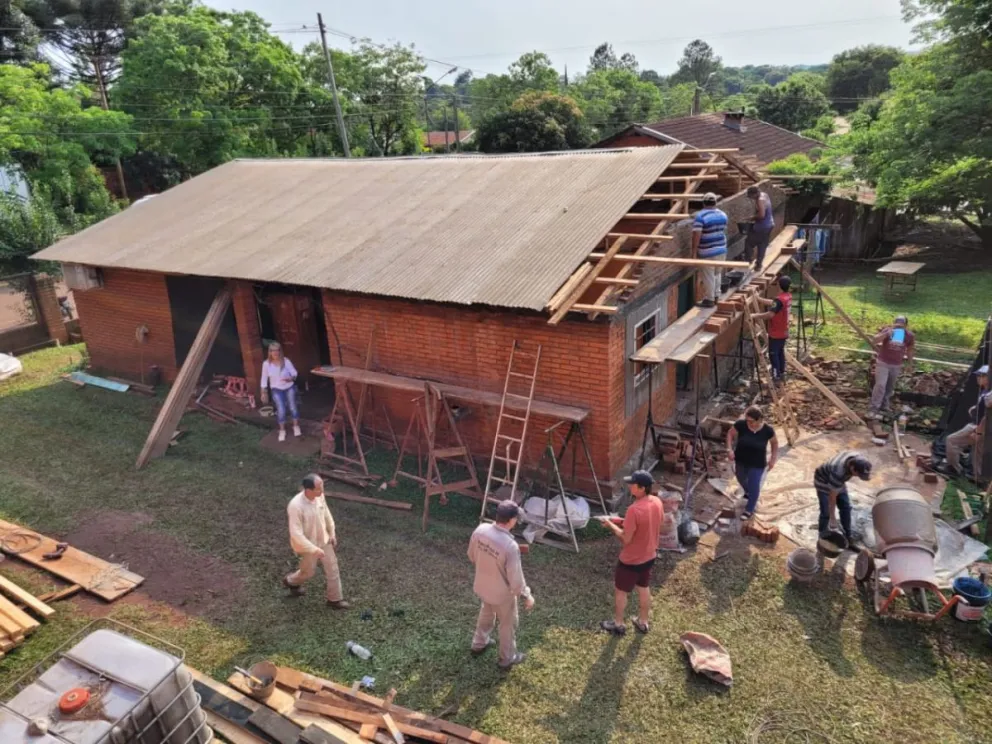 Familia montoyense empezó a rehacer su casa, destruida por el temporal