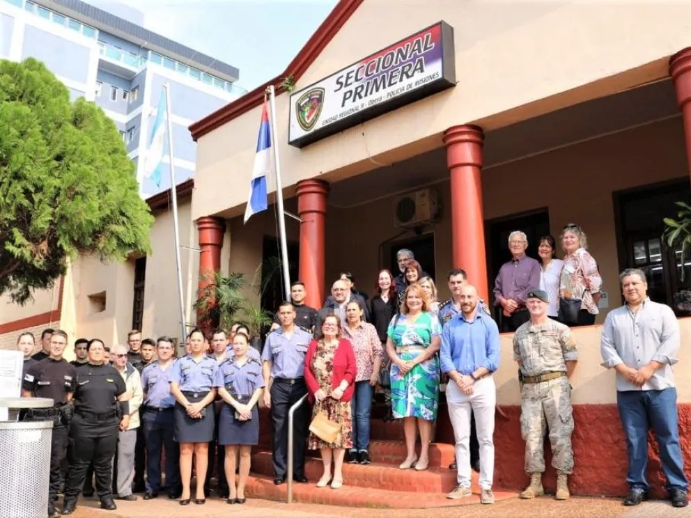 La Comisaría Primera de Oberá cumplió 88 años, celebración y dos murales para la historia