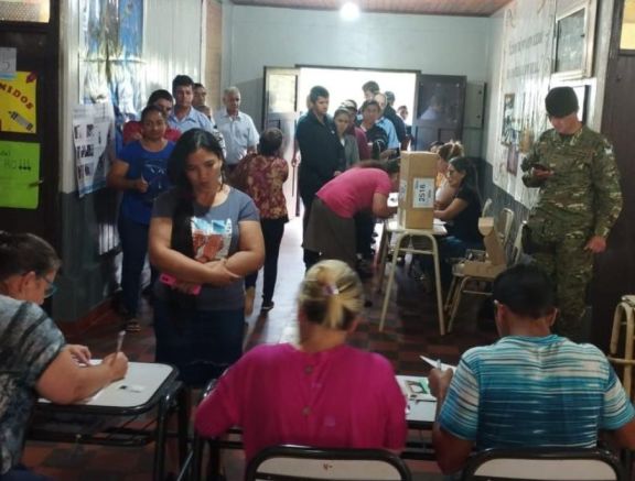 A pleno se vive la jornada electoral en San Pedro y Pozo Azul 