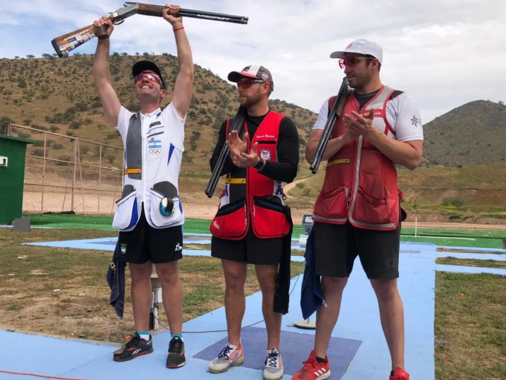 Federico Gil logró el pasaje a los Juegos Olímpicos con la medalla plateada en tiro