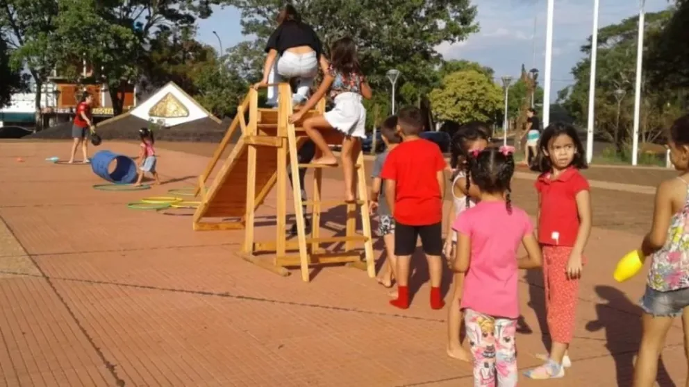 Jardín América: proyecto Todos somos superhéroes, desafío de ayudar a niños internados