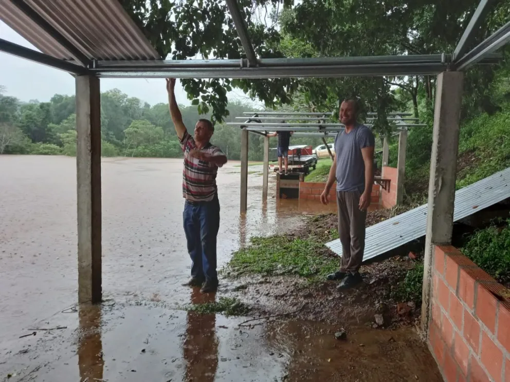 Evacúan las instalaciones del Club de Pesca de El Alcázar