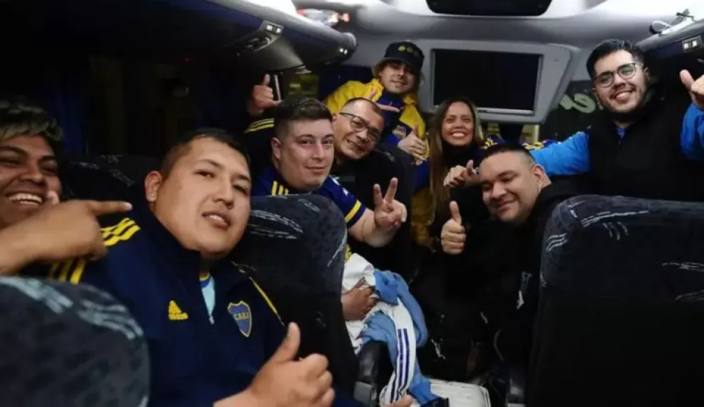 Rumbo al sueño de la séptima: miles de hinchas de Boca salieron de la Bombonera a Río de Janeiro