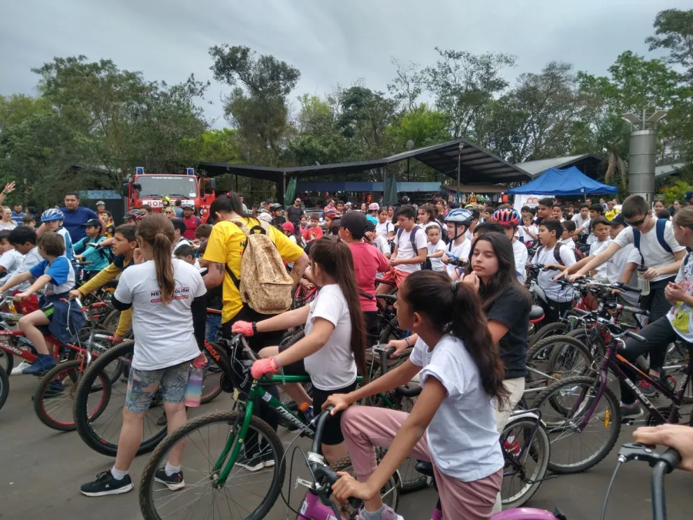 Bicicleteada para celebrar los 40 años de la guardería Marta Schwarz